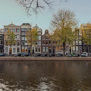 4* מלון The Pavilions Amsterdam, The Toren